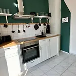 Stylisches Altstadt-apartment Mit Balkon Nahe Hafen Wißmar