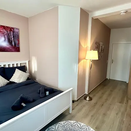 Stylisches Altstadt-apartment Mit Balkon Nahe Hafen * Wißmar