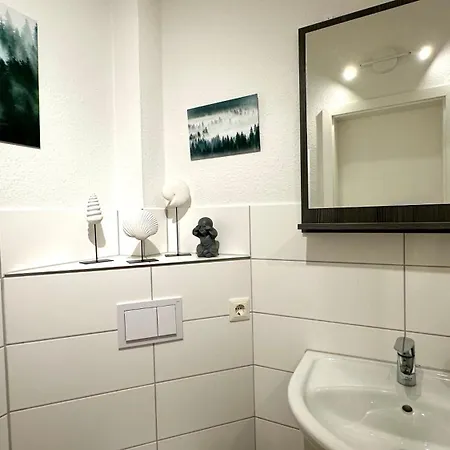 아파트 Stilvolles Altstadt-apartment Mit Balkon Nahe Hafen
