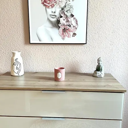 Stilvolles Altstadt-apartment Mit Balkon Nahe Hafen *