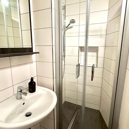 Stylisches Altstadt-apartment Mit Balkon Nahe Hafen