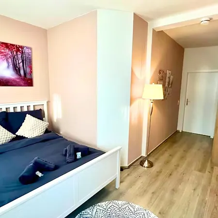 Stilvolles Altstadt-apartment Mit Balkon Nahe Hafen 아파트 *